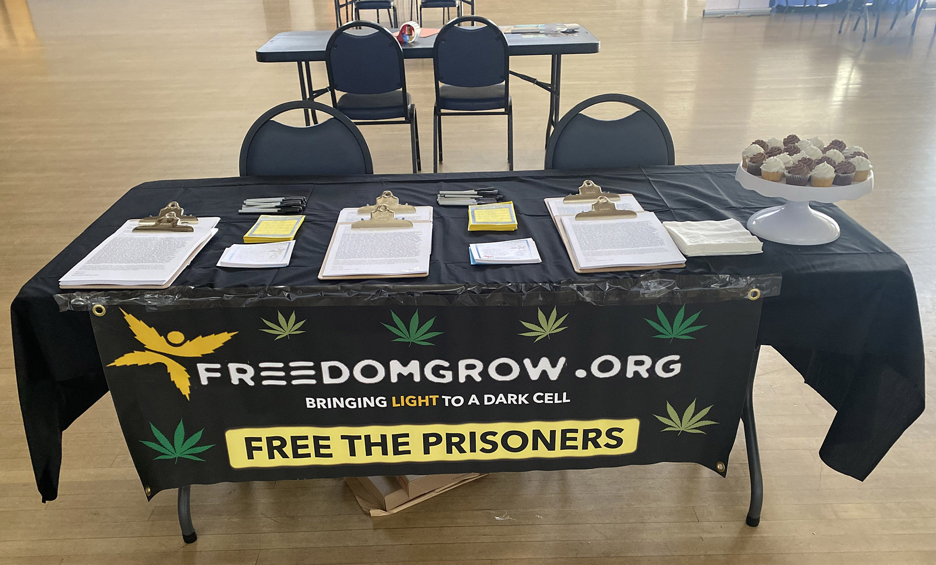 You are currently viewing Freedom Grow Team at 40 Tons Career Fair